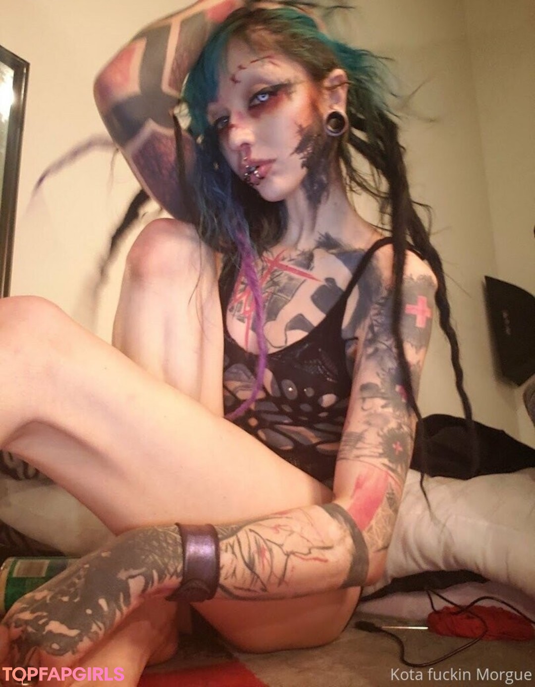 Photo nue de fuite OnlyFans de Kotamorgue #44 Photo nue de fuite OnlyFans de Kotamorgue #44