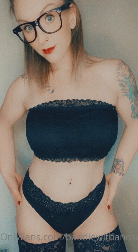 Photo nue de fuite OnlyFans de Baddiewithanosering