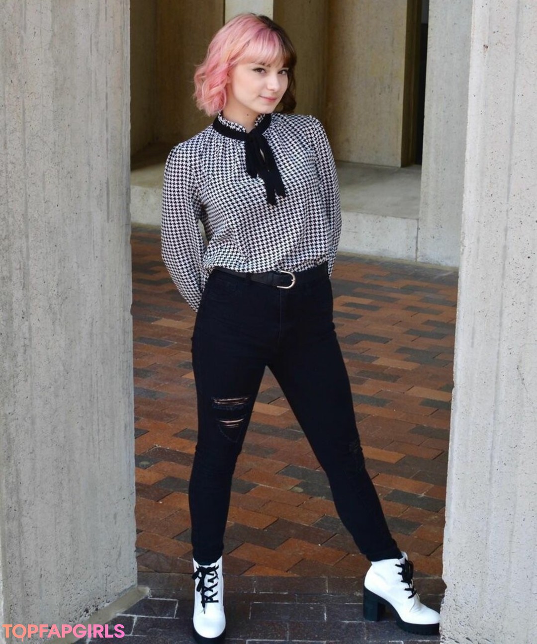 Photo nue de fuite OnlyFans de Casey Lee Williams #26 Photo nue de fuite OnlyFans de Casey Lee Williams #26