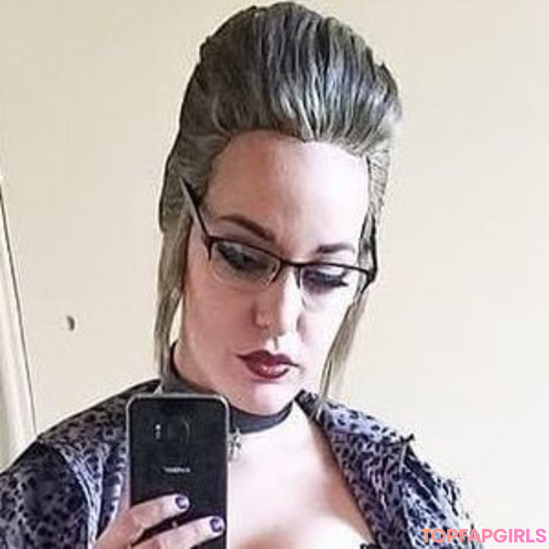Photo nue de fuite OnlyFans de Lisalouwho #24 Photo nue de fuite OnlyFans de Lisalouwho #24