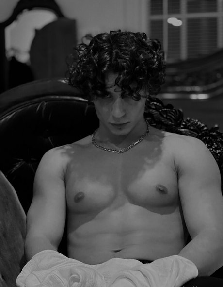 Photo nue de fuite OnlyFans de Petervigilante