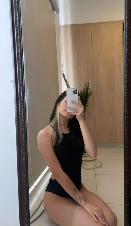 Photo nue de fuite OnlyFans de Ingrid Larissa