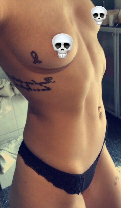 Photo nue de fuite OnlyFans de Smusa
