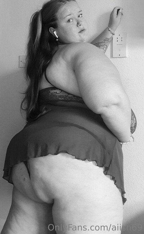 Photo nue de fuite OnlyFans de Aiish69
