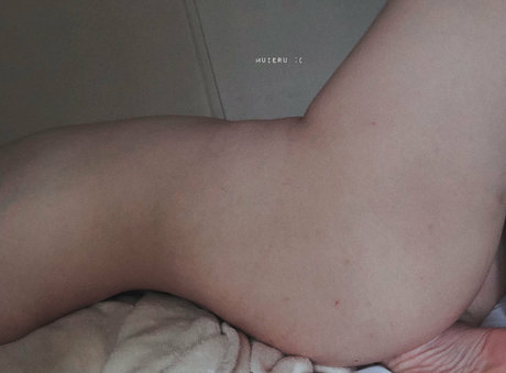 Photo nue de fuite OnlyFans de Muieru
