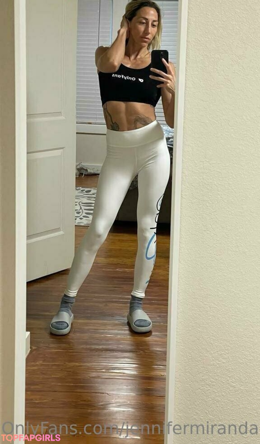 Photo nue de fuite OnlyFans de Jennifermiranda #14 Photo nue de fuite OnlyFans de Jennifermiranda #14