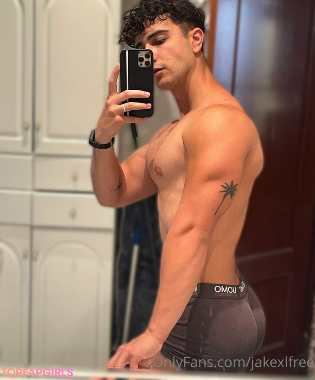 Photo nue de fuite OnlyFans de Exoticboyfree #20 Photo nue de fuite OnlyFans de Exoticboyfree #20