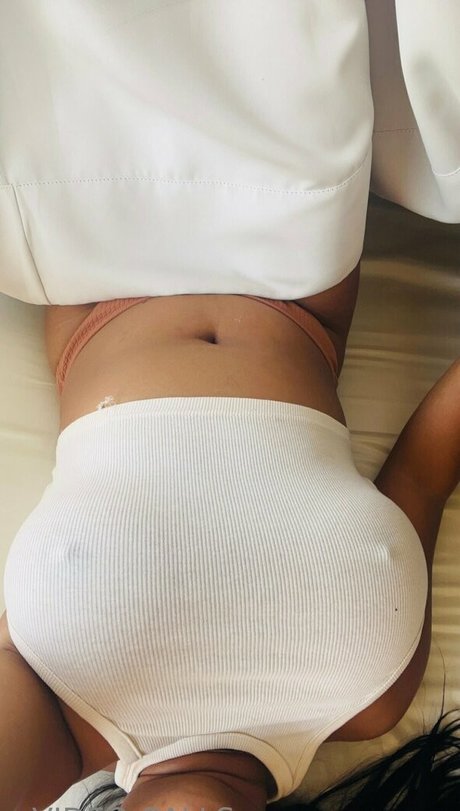 Curvymoanaaa