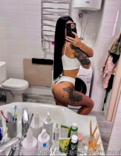 Photo nue de fuite OnlyFans de Blackmonica