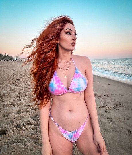 Photo nue de fuite OnlyFans de Nicole Simone