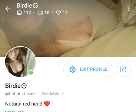 Photo nue de fuite OnlyFans de Birdiecakes