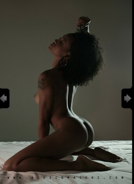 Photo nue de fuite OnlyFans de Erika Crisi