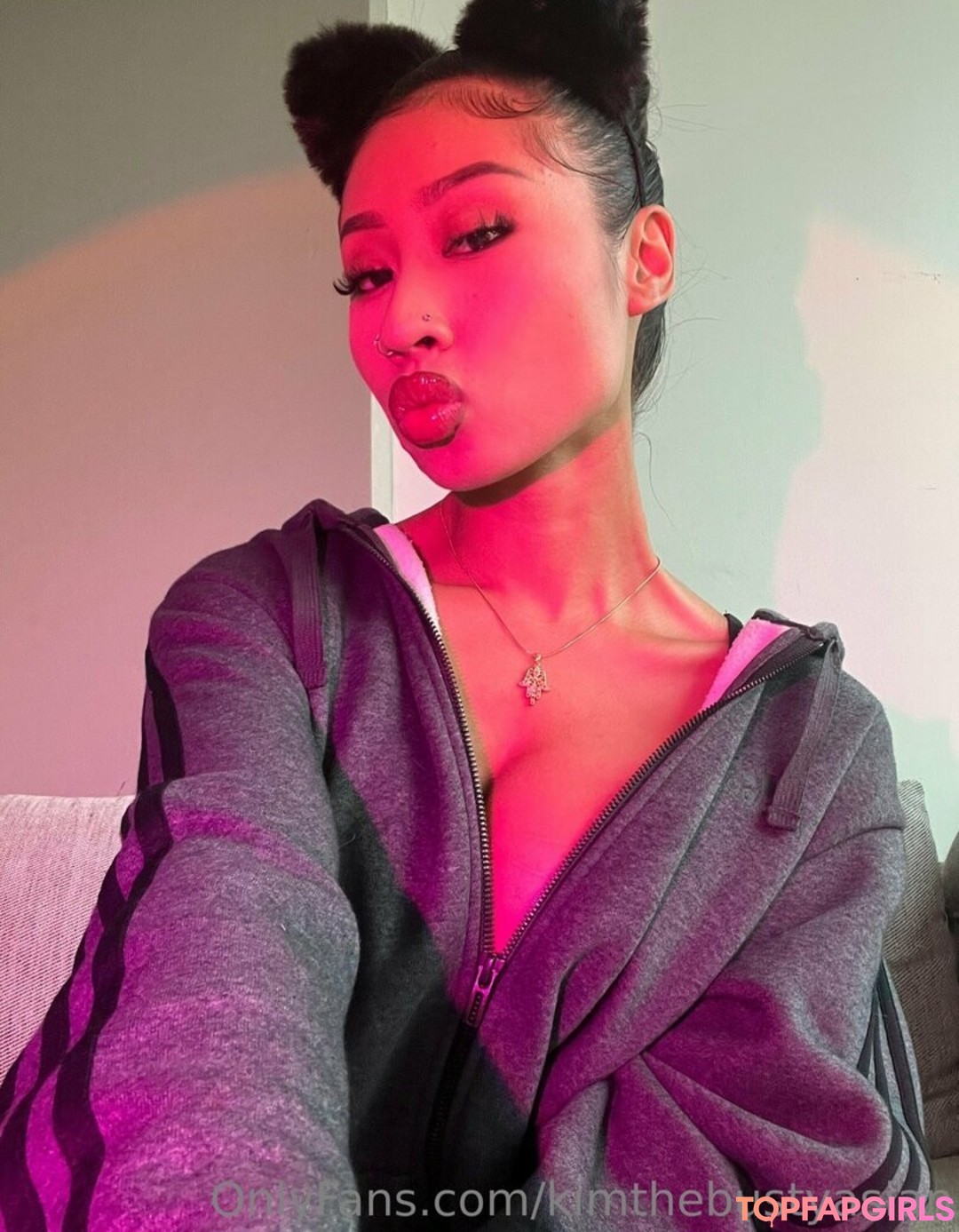 Photo nue de fuite OnlyFans de Thaiprincessviv #12 Photo nue de fuite OnlyFans de Thaiprincessviv #12