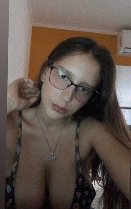 Photo nue de fuite OnlyFans de Ludmila Luquez