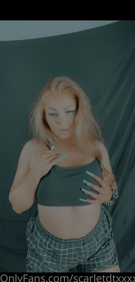 Photo nue de fuite OnlyFans de Heluvscar