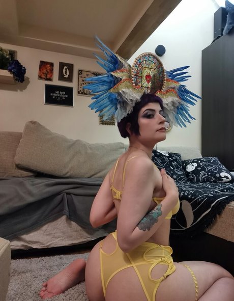 Photo nue de fuite OnlyFans de Esfiriyatudor
