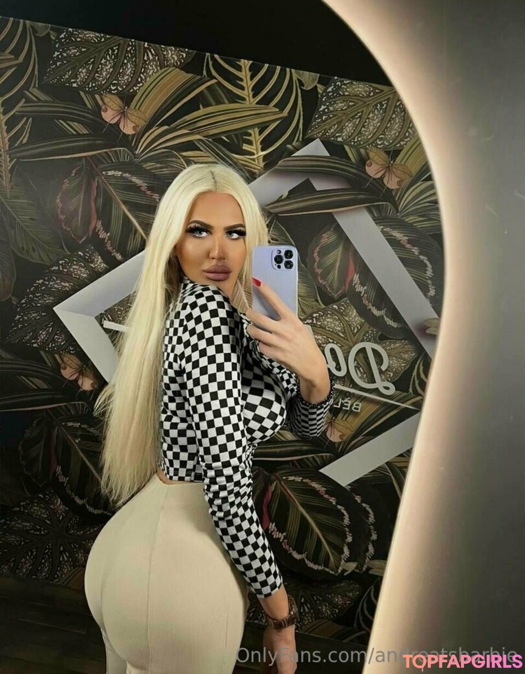 Photo nue de fuite OnlyFans de Andreatsbarbie #12 Photo nue de fuite OnlyFans de Andreatsbarbie #12