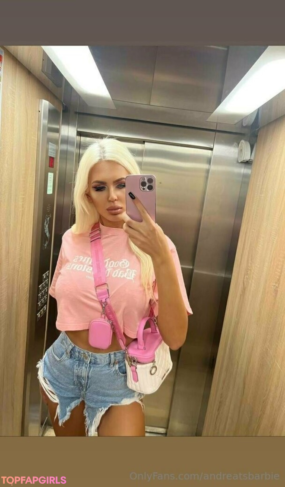 Photo nue de fuite OnlyFans de Andreatsbarbie #32 Photo nue de fuite OnlyFans de Andreatsbarbie #32