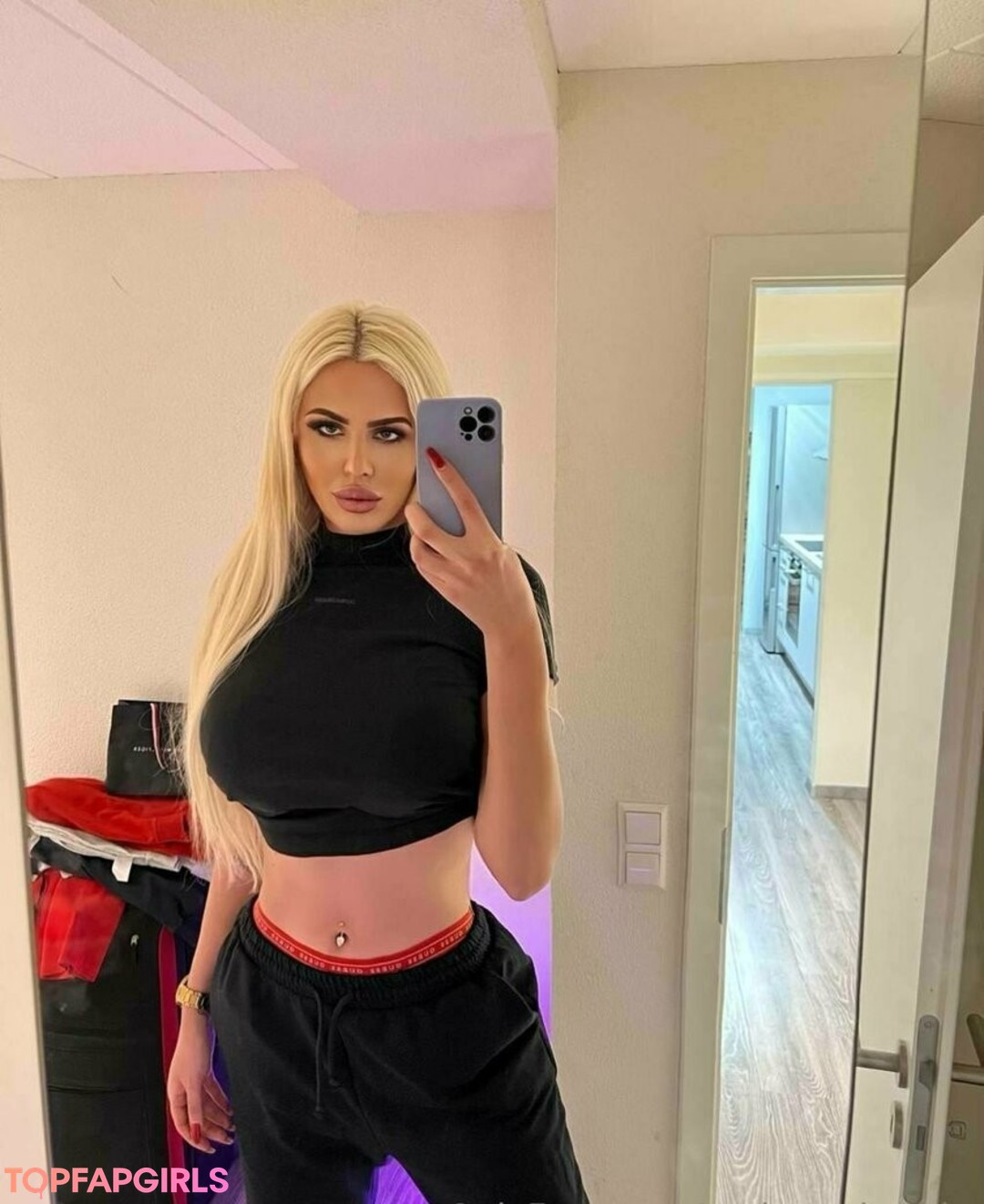 Photo nue de fuite OnlyFans de Andreatsbarbie #45 Photo nue de fuite OnlyFans de Andreatsbarbie #45