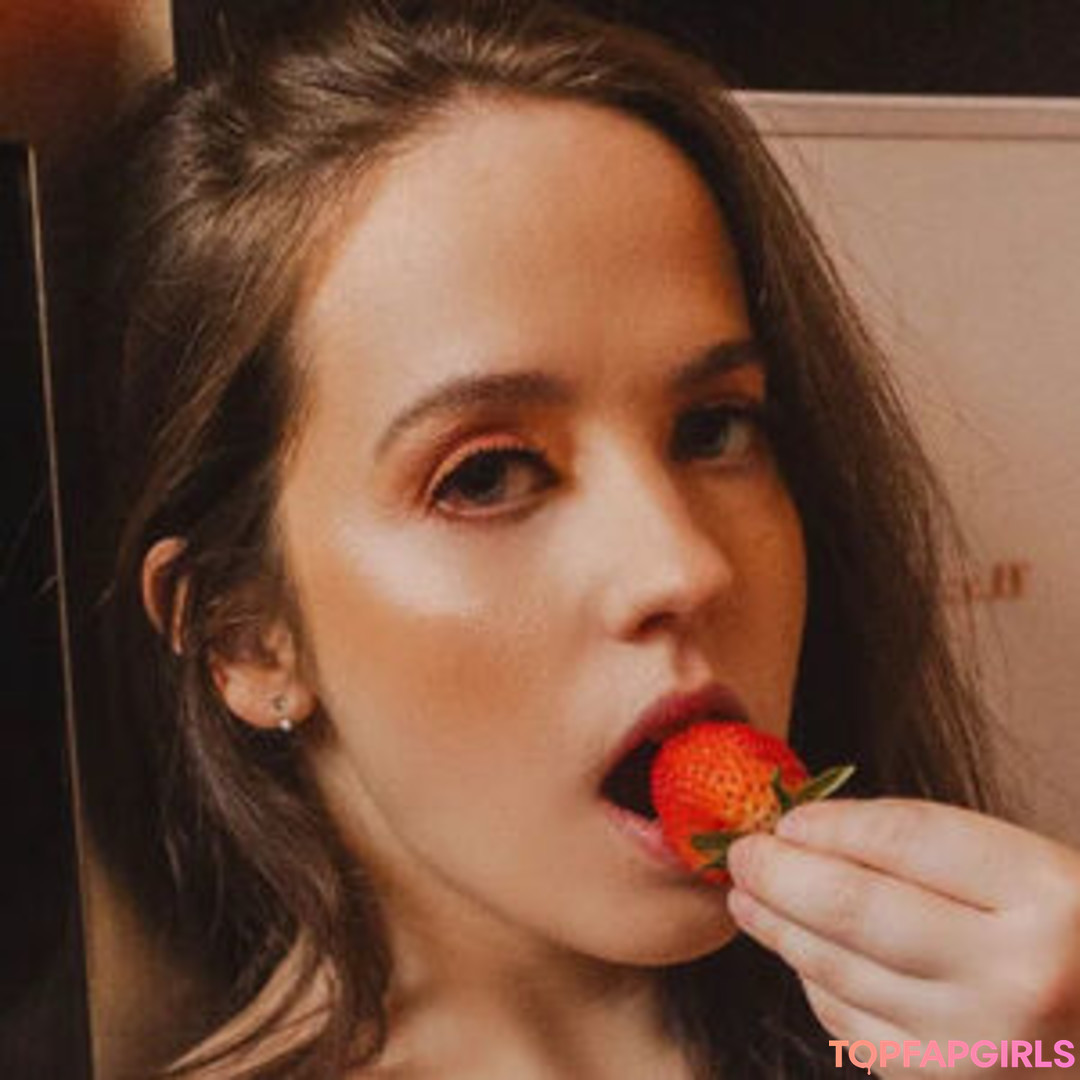 Photo nue de fuite OnlyFans de Nay Rodrigues #5 Photo nue de fuite OnlyFans de Nay Rodrigues #5