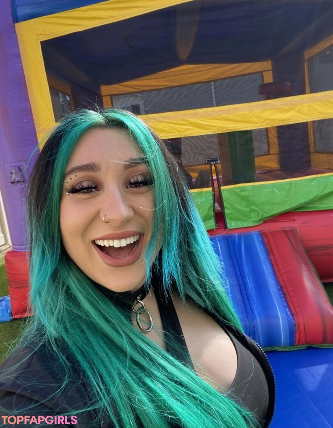 Photo nue de fuite OnlyFans de Mackenzie Marie #6 Photo nue de fuite OnlyFans de Mackenzie Marie #6