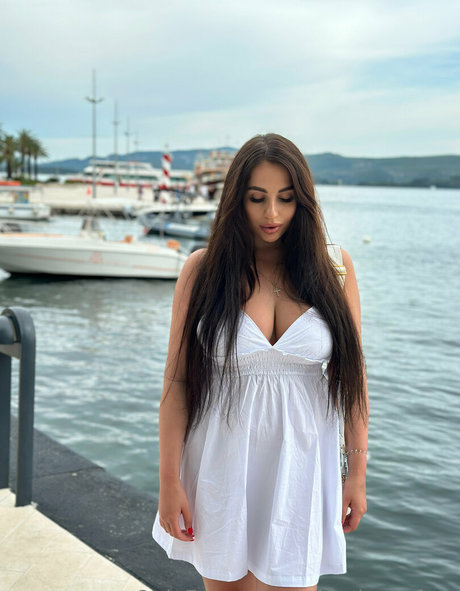 Photo nue de fuite OnlyFans de Miavixenfree