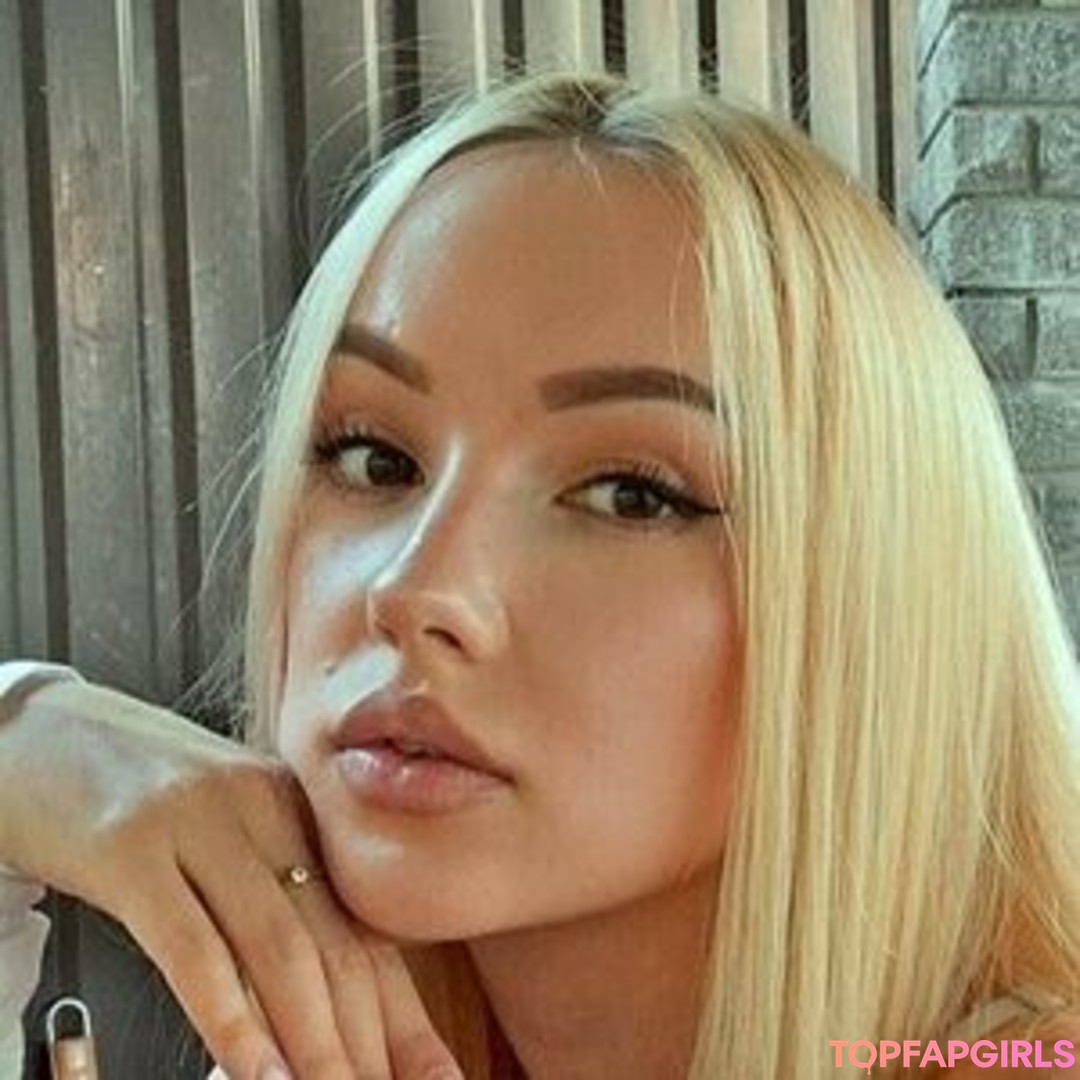 Photo nue de fuite OnlyFans de Kriss0leoo #11 Photo nue de fuite OnlyFans de Kriss0leoo #11