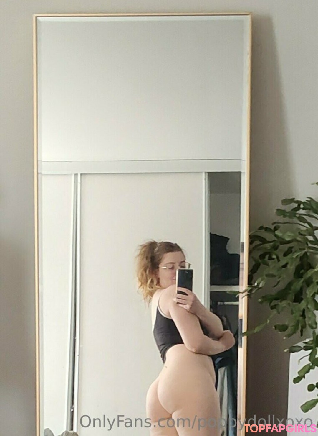 Photo nue de fuite OnlyFans de Poppydollxoxo #1 Photo nue de fuite OnlyFans de Poppydollxoxo #1