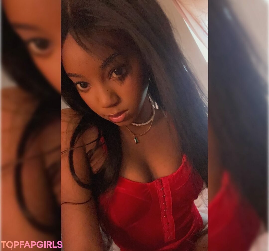 Photo nue de fuite OnlyFans de Festivia18 #9 Photo nue de fuite OnlyFans de Festivia18 #9