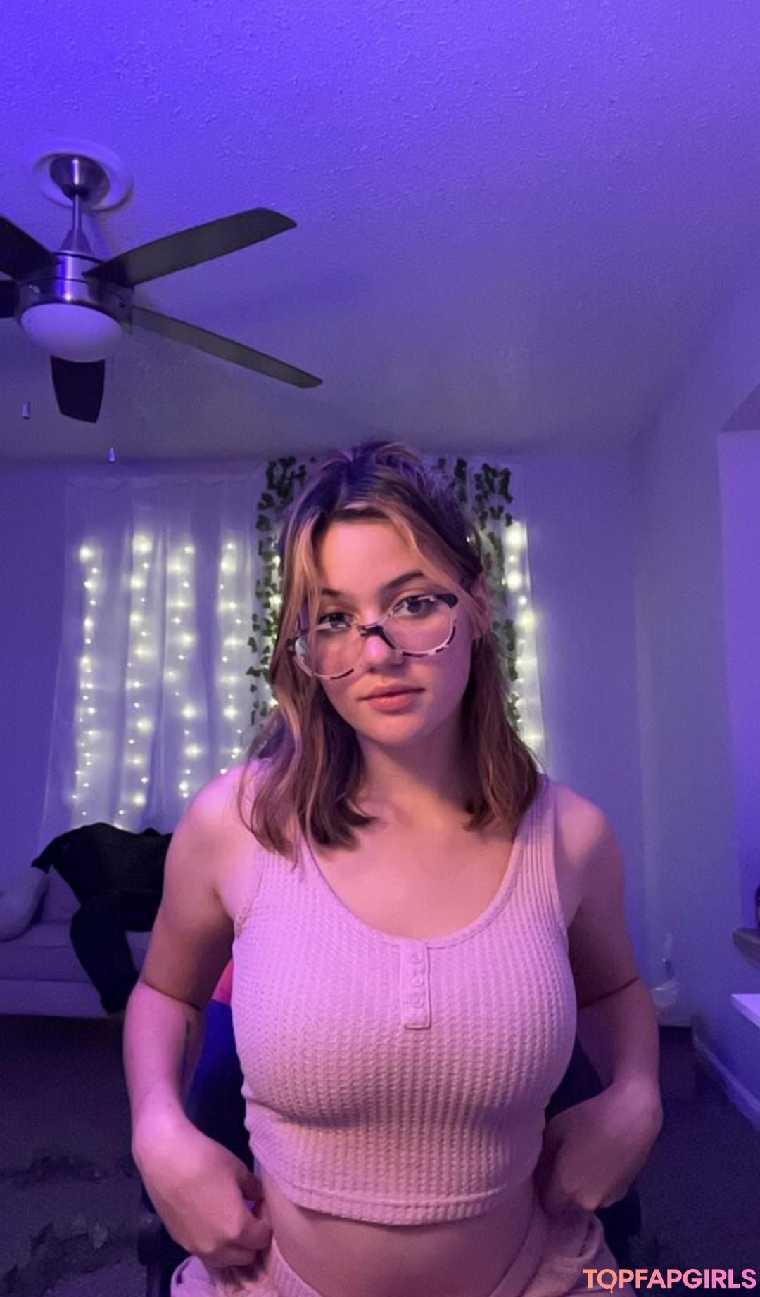 Photo nue de fuite OnlyFans de Ellie Nova #14 Photo nue de fuite OnlyFans de Ellie Nova #14