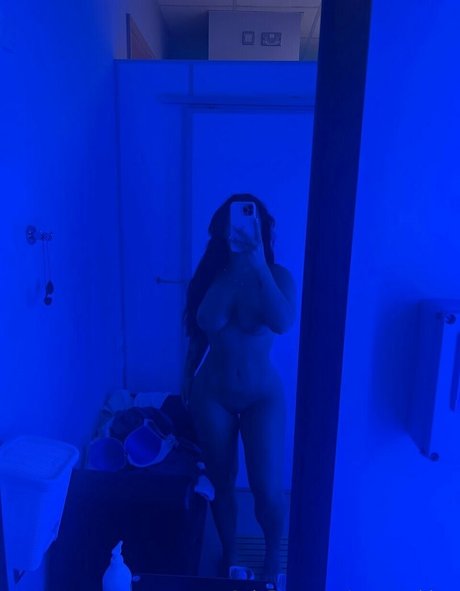 Photo nue de fuite OnlyFans de Eve Sophie