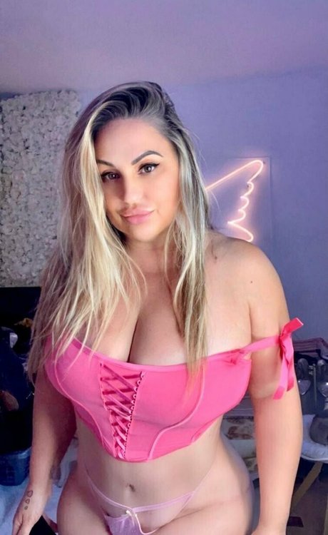 Photo nue de fuite OnlyFans de Baddiemi