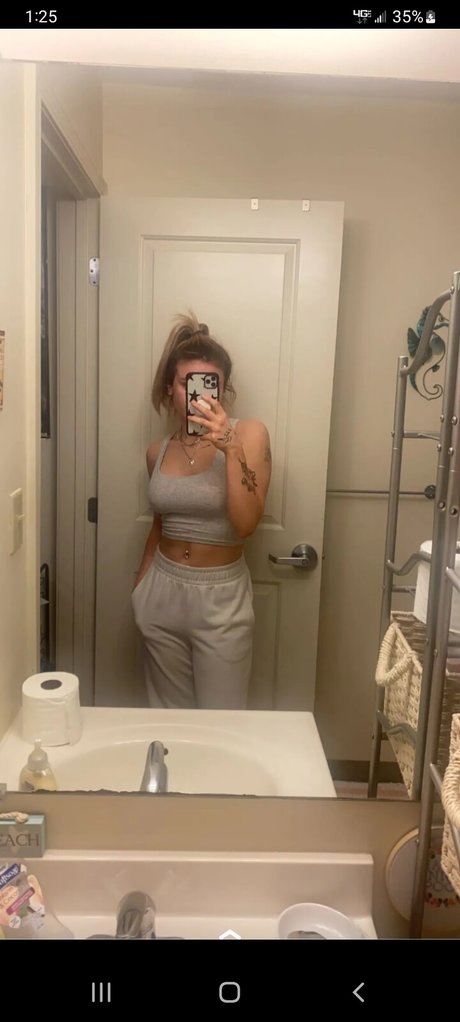 Bailey Rose