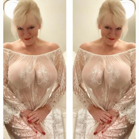 Photo nue de fuite OnlyFans de Sandie Lee