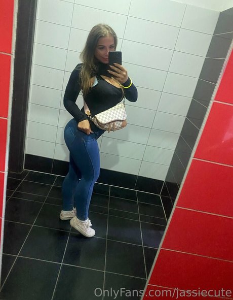 Jassiecute