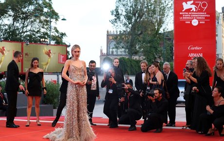 Vanessa Kirby