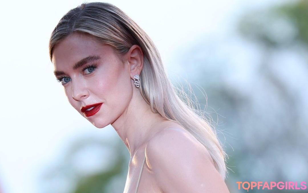 Photo nue de fuite OnlyFans de Vanessa Kirby #271 Photo nue de fuite OnlyFans de Vanessa Kirby #271