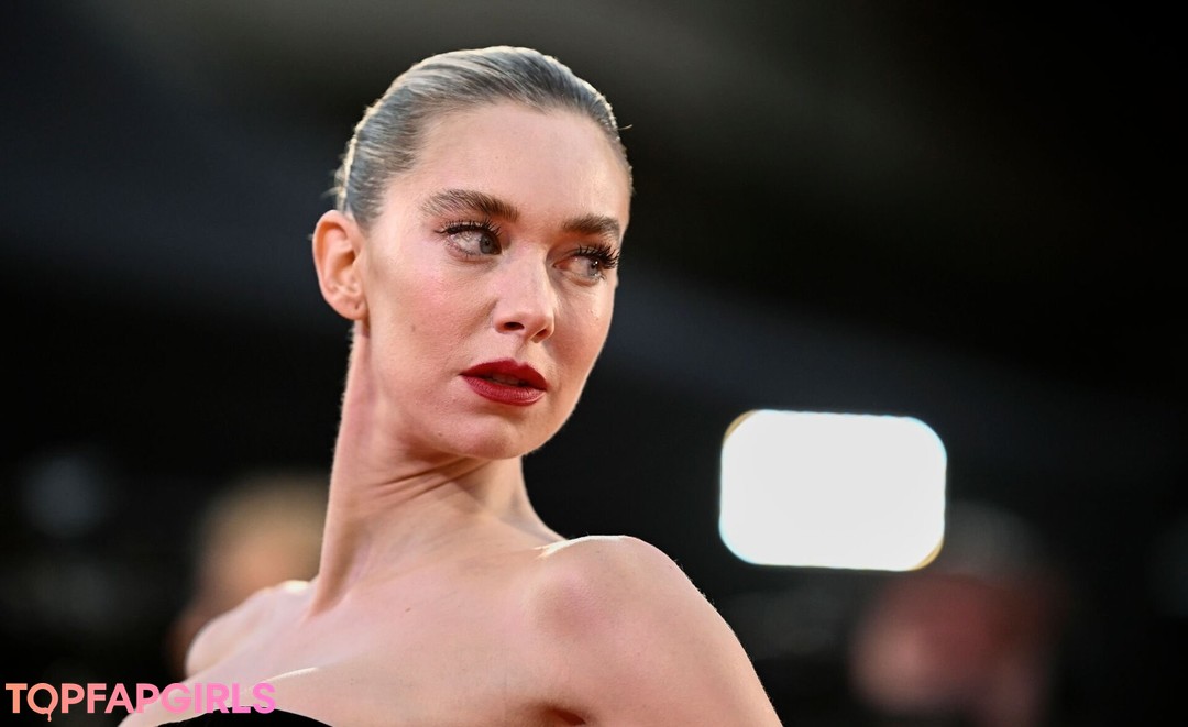 Photo nue de fuite OnlyFans de Vanessa Kirby #423 Photo nue de fuite OnlyFans de Vanessa Kirby #423