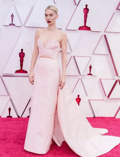 Vanessa Kirby
