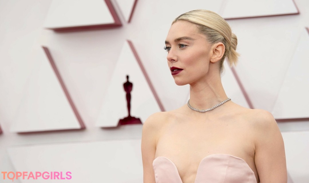 Photo nue de fuite OnlyFans de Vanessa Kirby #482 Photo nue de fuite OnlyFans de Vanessa Kirby #482