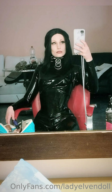 Ladyelvendoll