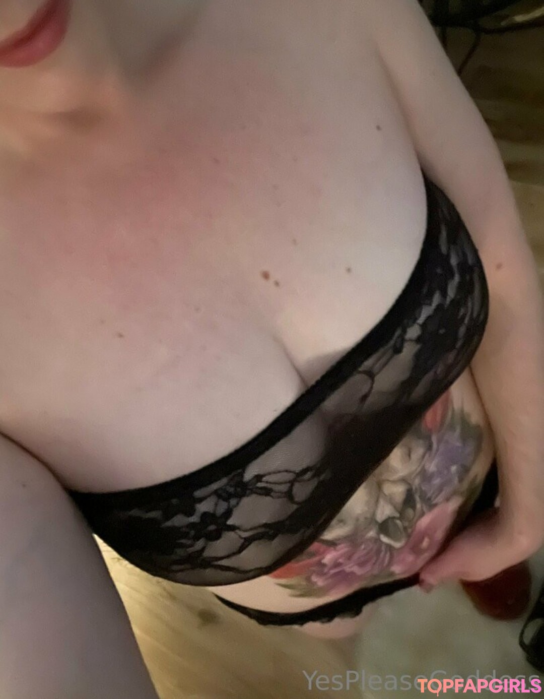 Photo nue de fuite OnlyFans de Yespleasegoddessof #18 Photo nue de fuite OnlyFans de Yespleasegoddessof #18