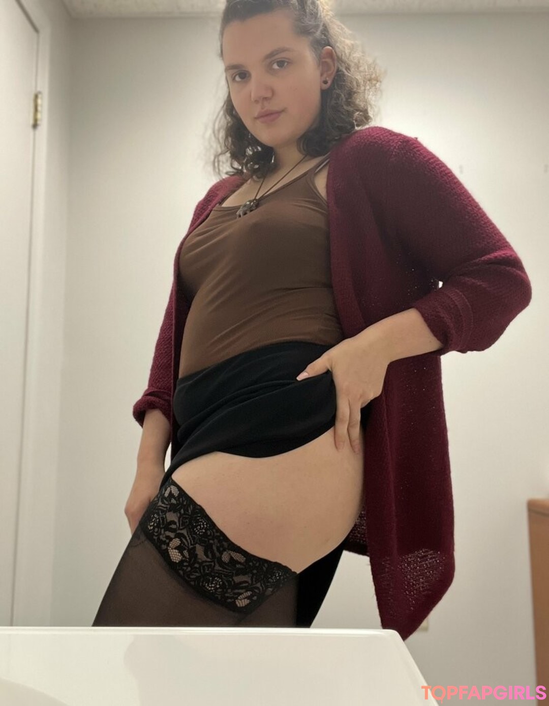 Photo nue de fuite OnlyFans de Hippiekitten420 #78 Photo nue de fuite OnlyFans de Hippiekitten420 #78