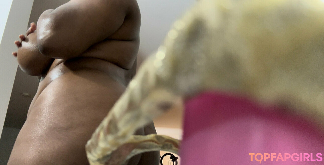 Photo nue de fuite OnlyFans de Thelingerielounge #5 Photo nue de fuite OnlyFans de Thelingerielounge #5