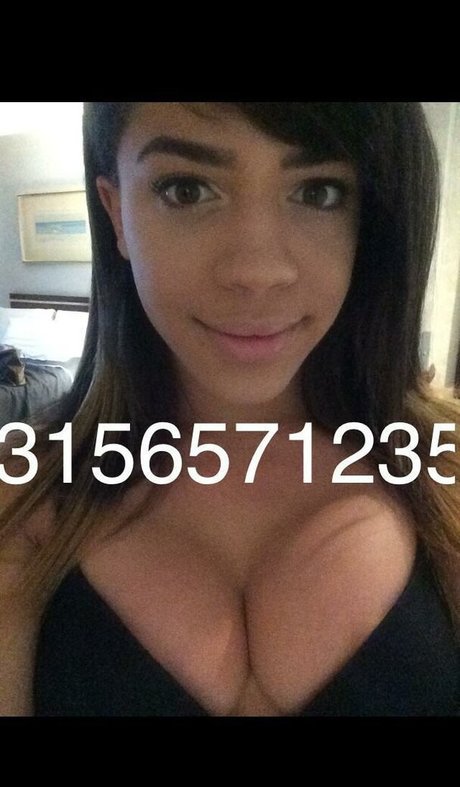 Photo nue de fuite OnlyFans de Andrea Anaconda