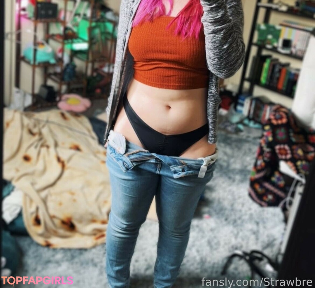 Photo nue de fuite OnlyFans de Strawbre #21 Photo nue de fuite OnlyFans de Strawbre #21