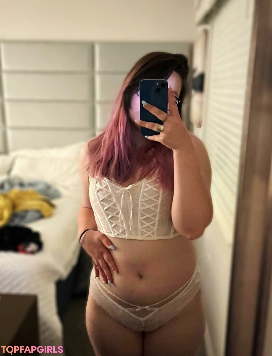 Photo nue de fuite OnlyFans de Strawbre #28 Photo nue de fuite OnlyFans de Strawbre #28