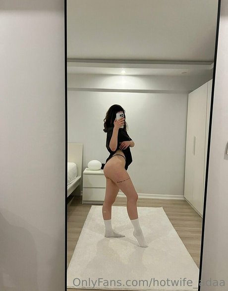 Hotwife_adaa