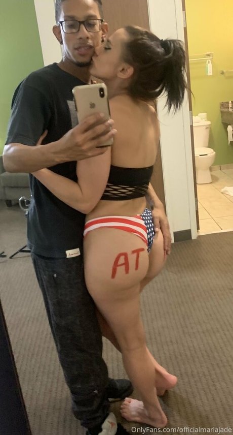 Officialmariajade