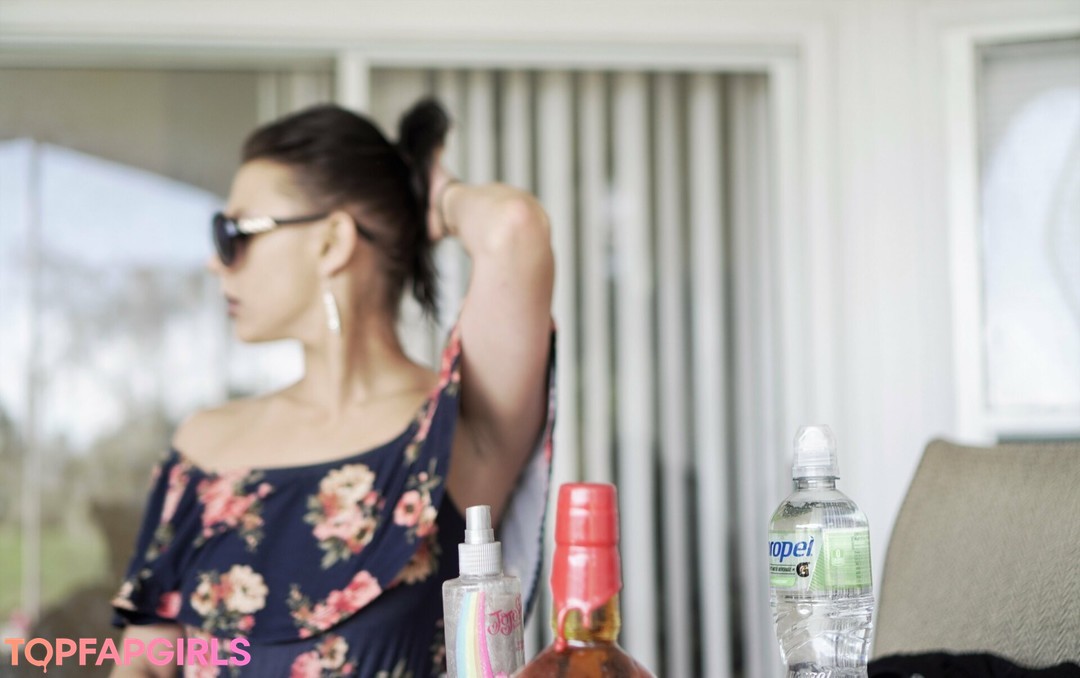 Photo nue de fuite OnlyFans de Officialmariajade #50 Photo nue de fuite OnlyFans de Officialmariajade #50